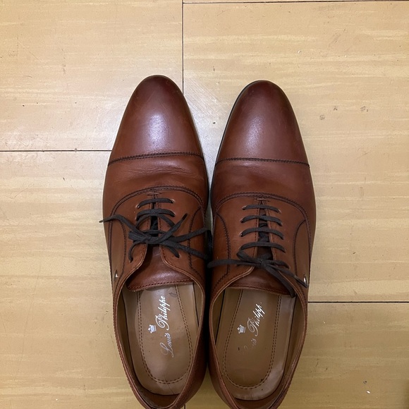 Louis Philippe Mens Brown Solid Leather Formal Oxfords - Picture 2 of 3
